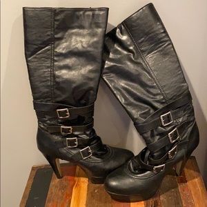 Ladies boots